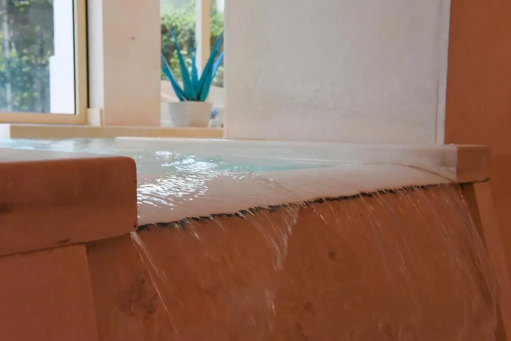 Hotel 4 Stagioni Sensus Spa Bardolino 3*,  Italy
